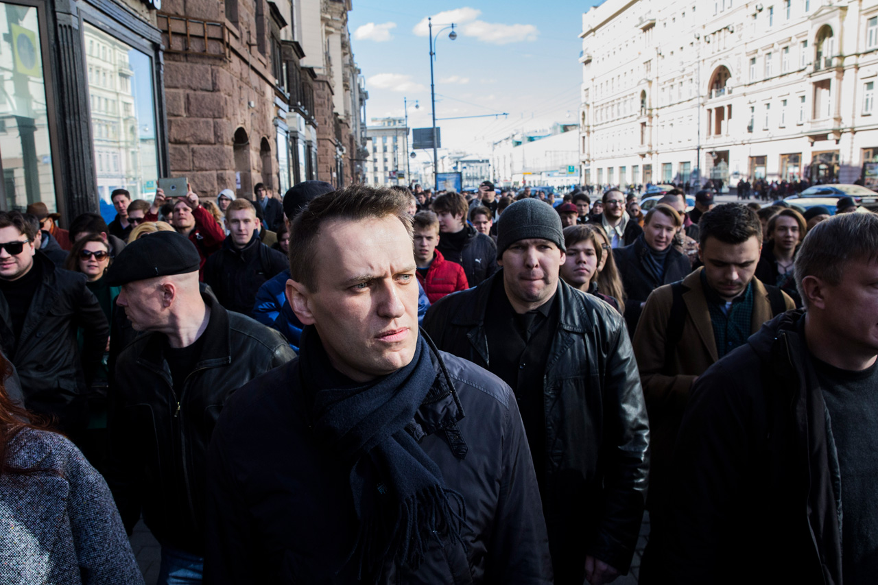 Алексей Навальный во время антикоррупционной акции протеста на Тверской улице в Москве, 26 марта 2017 года / Фото: Евгений Фельдман