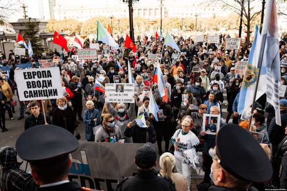 Протест в поддержку Сергея Фургала, 10 октября 2020 год / Фото: <a href="https://www.sibreal.org/a/30886307.html">Ольга Цыкарева</a> для «Сибирь. Реалии» Протест в поддержку Сергея Фургала, 10 октября 2020 год / Фото: <a href="https://www.sibreal.org/a/30886307.html">Ольга Цыкарева</a> для «Сибирь. Реалии»