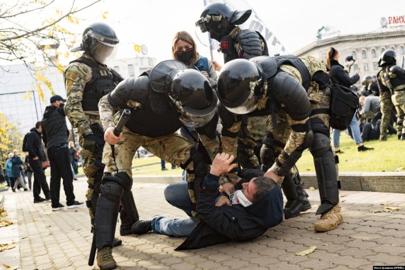 Протест в поддержку Сергея Фургала, 10 октября 2020 год / Фото: <a href="https://www.sibreal.org/a/30886307.html">Ольга Цыкарева</a> для «Сибирь. Реалии» Протест в поддержку Сергея Фургала, 10 октября 2020 год / Фото: <a href="https://www.sibreal.org/a/30886307.html">Ольга Цыкарева</a> для «Сибирь. Реалии»