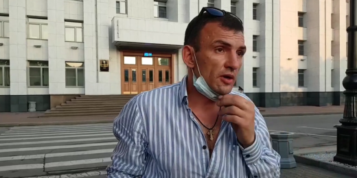 Как полицейские в Хабаровске пытались отобрать «Фургаломобиль»: рассказ водителя