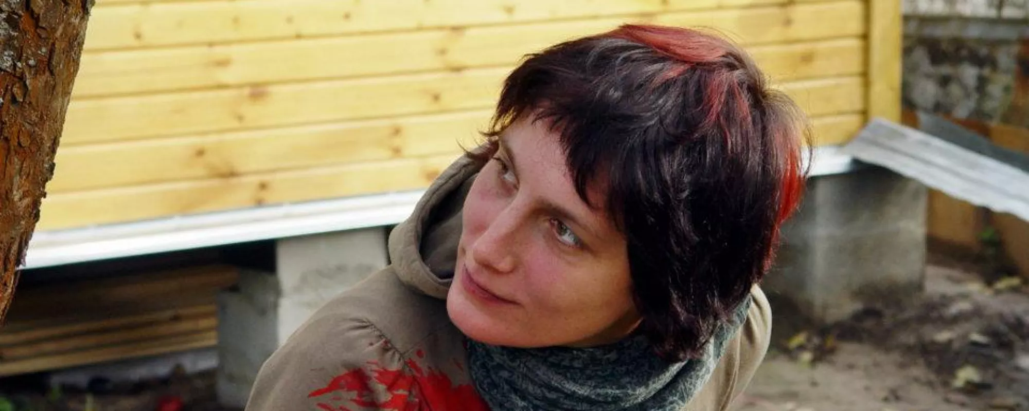 «Вы, наверное, были на акции — у вас ленточки такие на пальто»