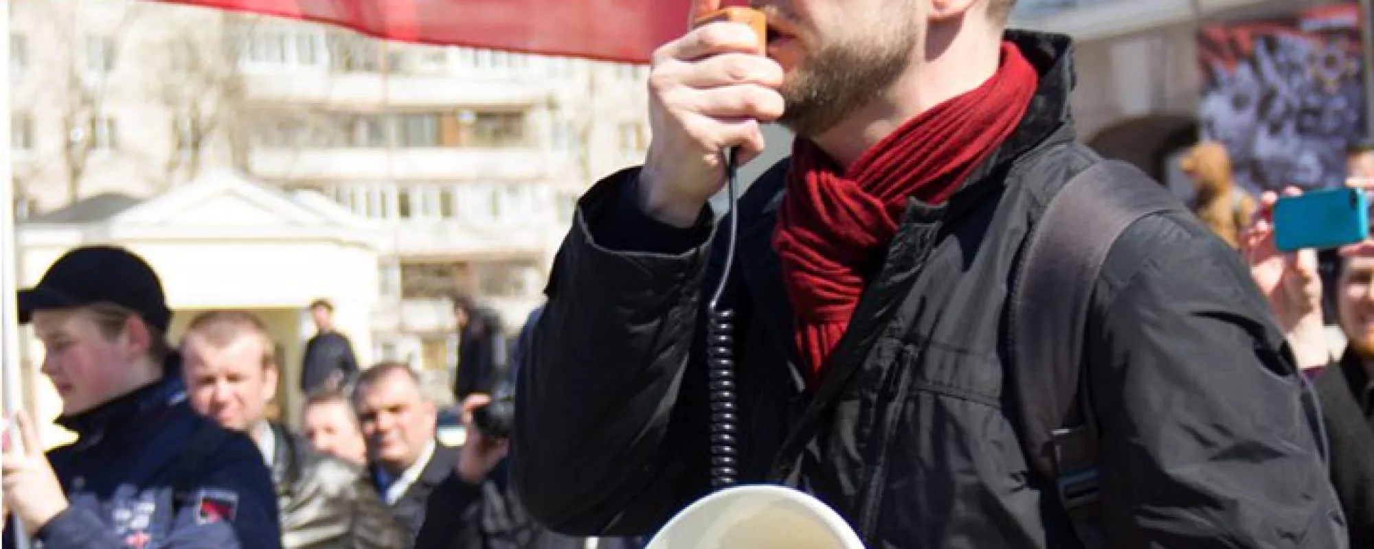Полиция пришла в штаб Навального в Тюмени и составила протокол на координатора за 5 мая