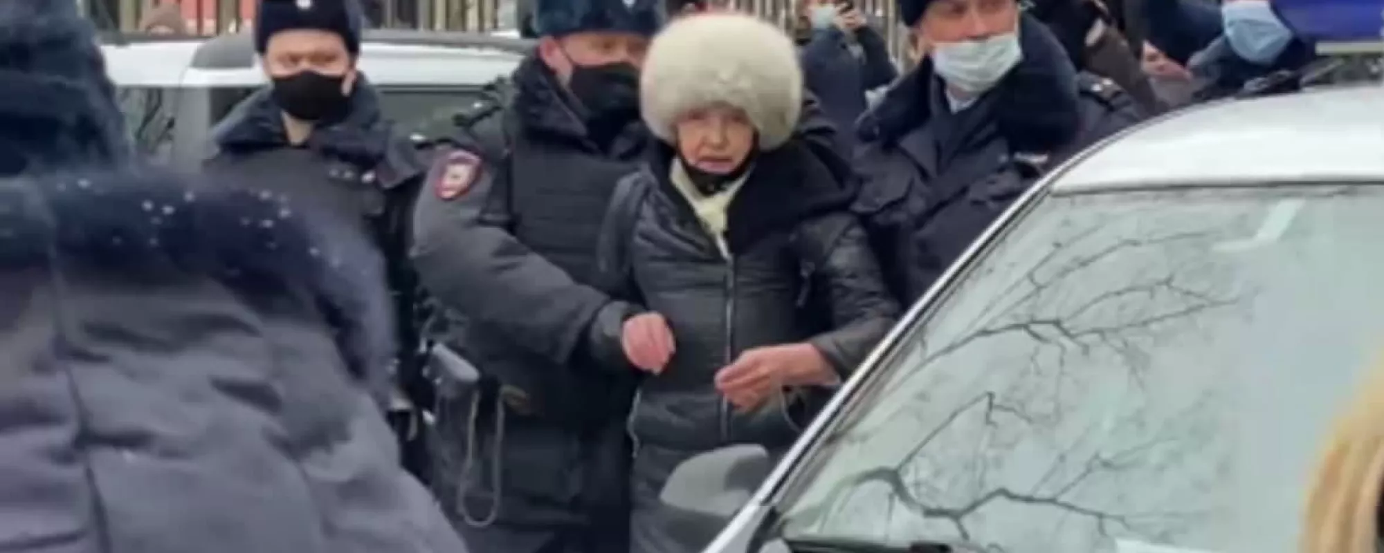 В Москве задержали восемь человек, пришедших на оглашение приговора анархистам