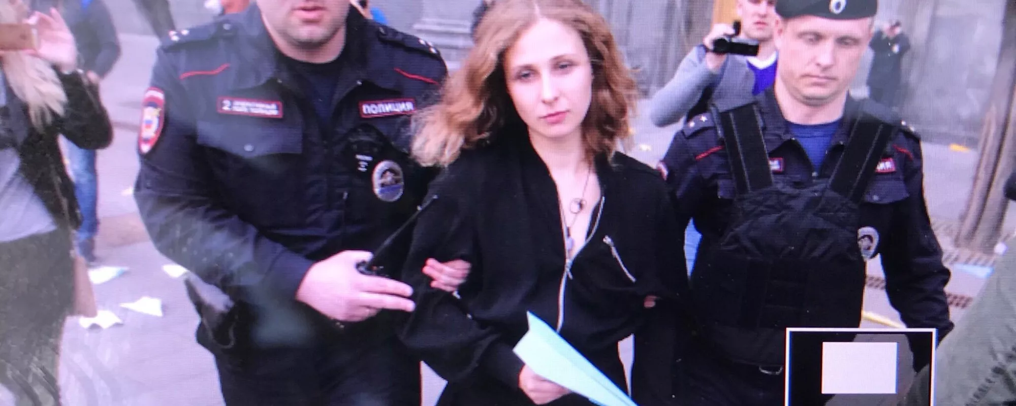 Суд оставил в силе 100 часов обязательных работ участнице акции в поддержку Telegram