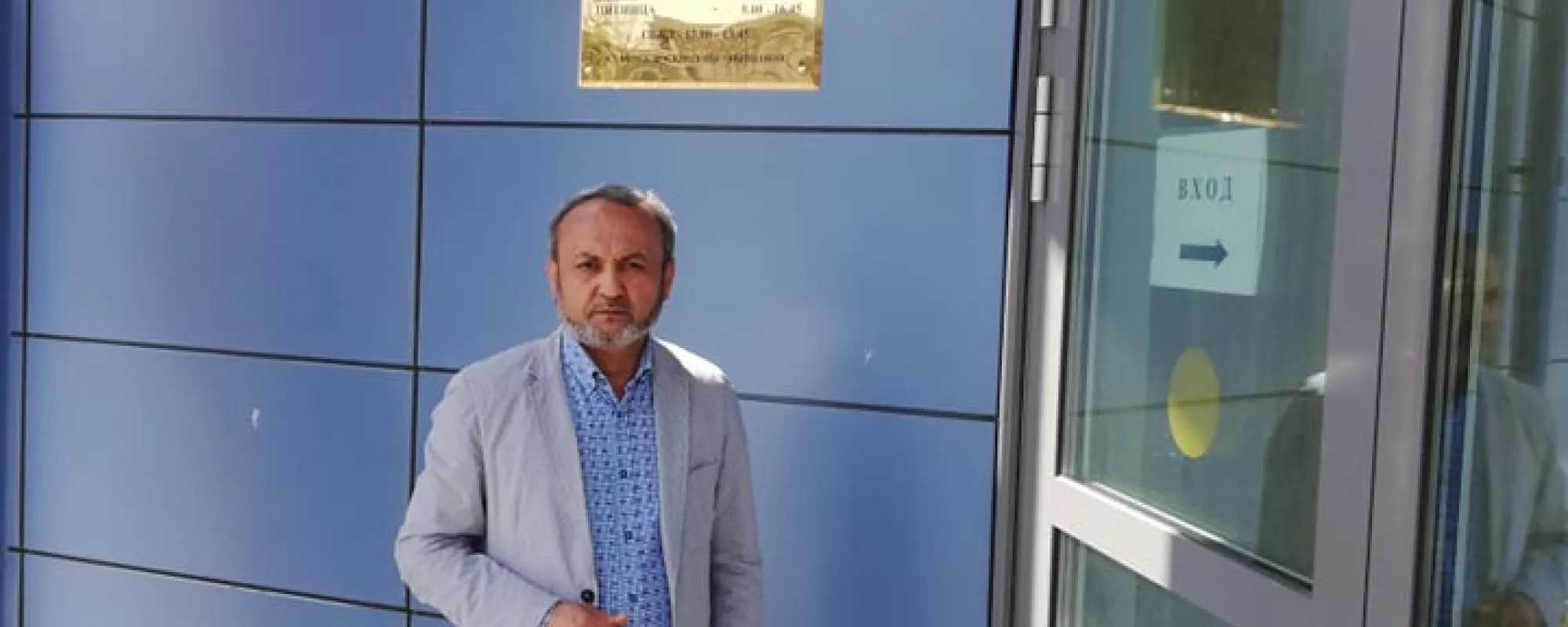 Суд оштрафовал члена ПЦ «Мемориал» за пикет в защиту таджикских политзаключенных