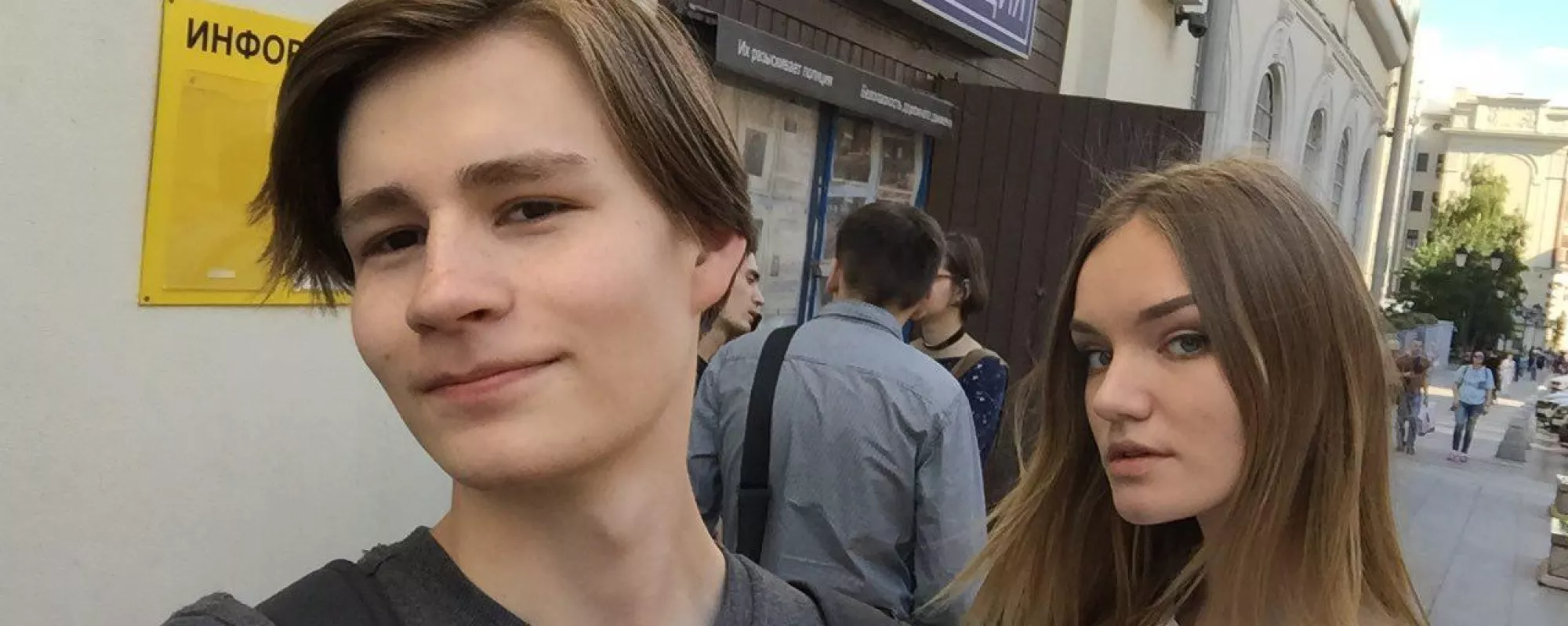 Задержанного на шествии за свободный интернет с листовками Навального отпустили из ОВД