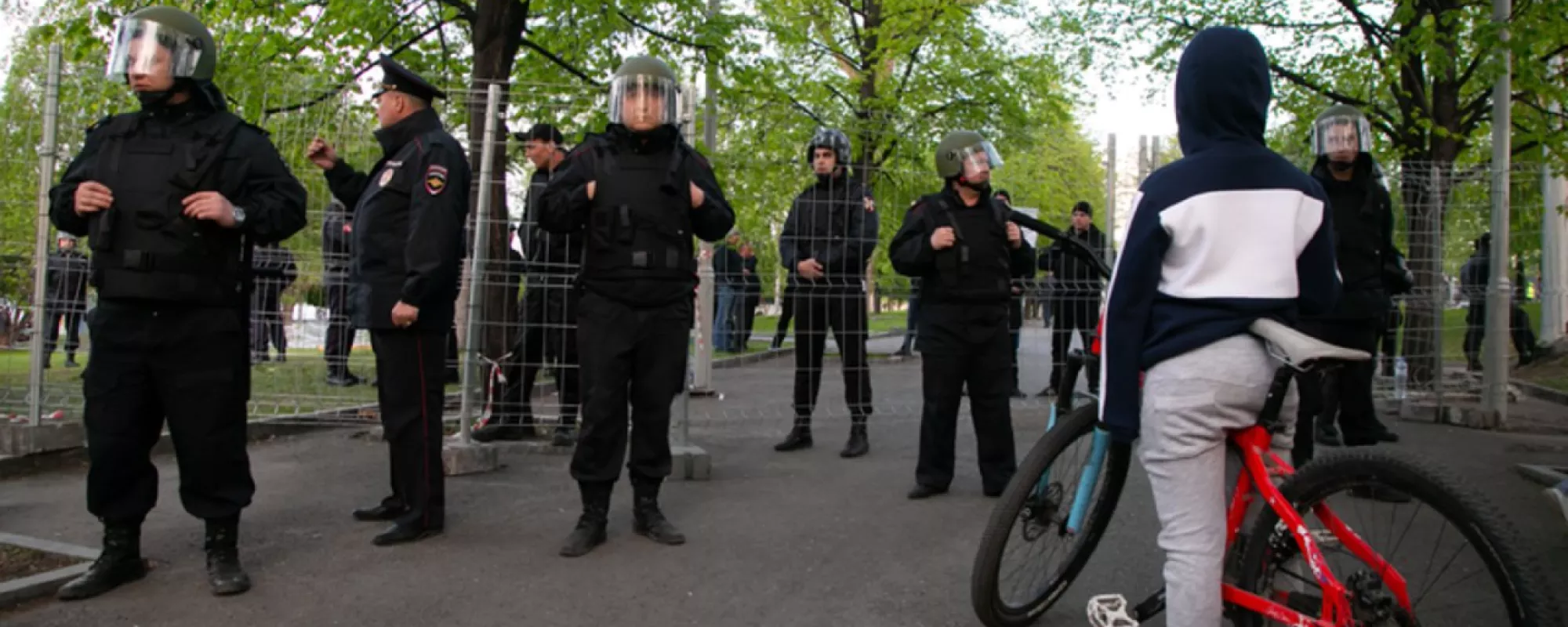 Сход в защиту сквера в Екатеринбурге: основные события, задержания и аресты