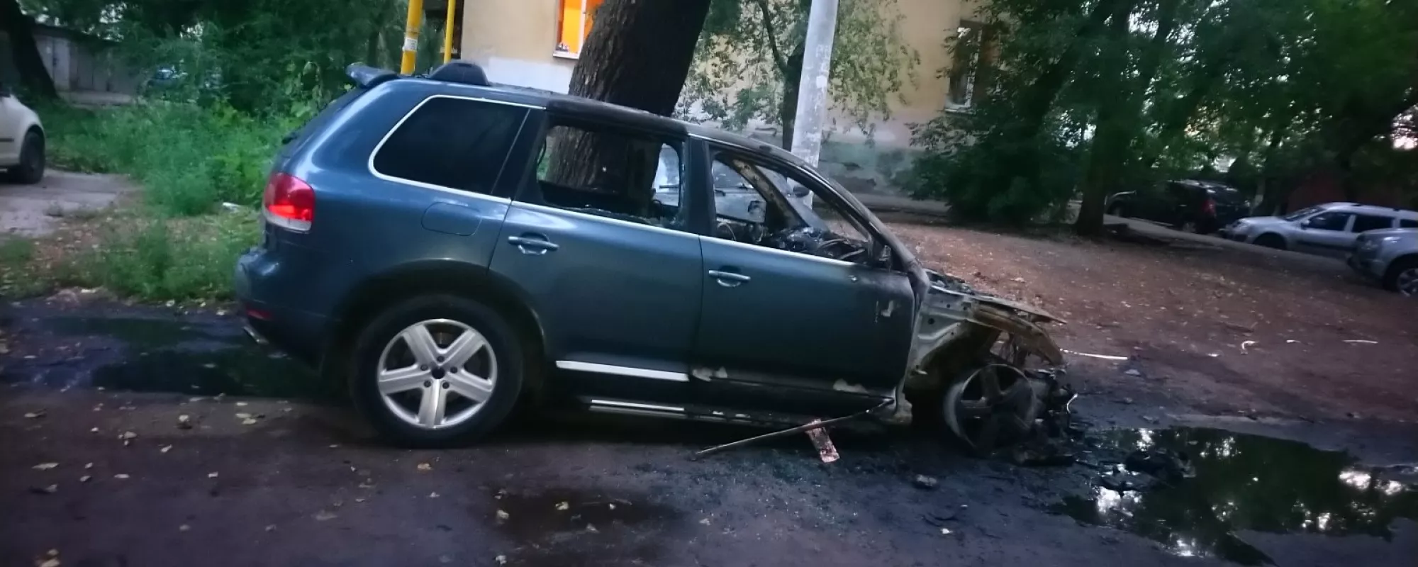 В Самаре неизвестные сожгли автомобиль местного экоактивиста