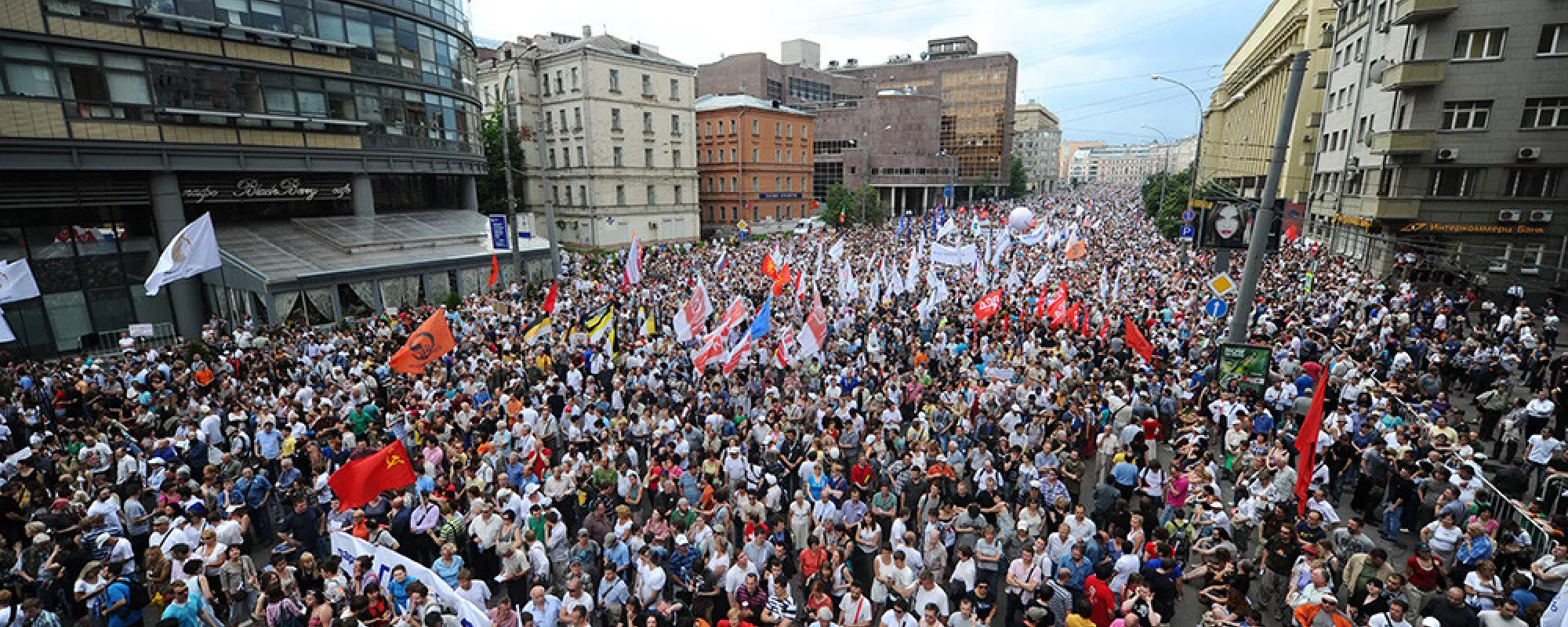 Неспортивное поведение: с 1 июня ограничат проведение митингов из-за Кубка конфедераций