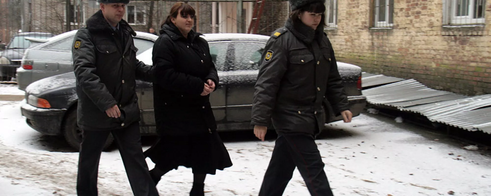 Суд оставил Таисию Осипову под стражей до середины июня