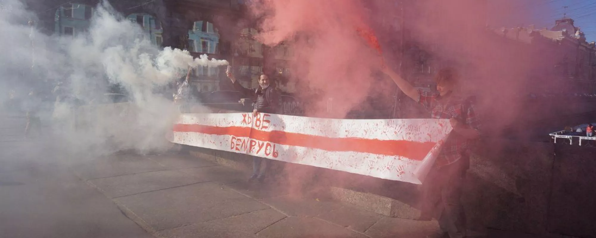Суд оштрафовал петербургскую активистку за акцию в поддержку протестующих в Беларуси