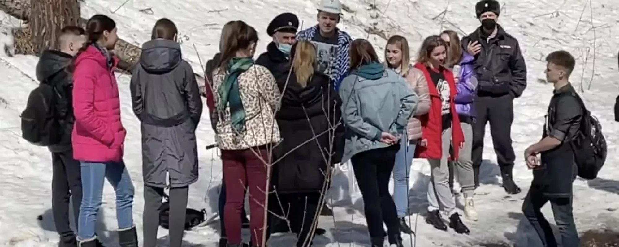 В Новосибирске полиция задержала студентов на посвящении из-за сообщения о якобы проходящем митинге