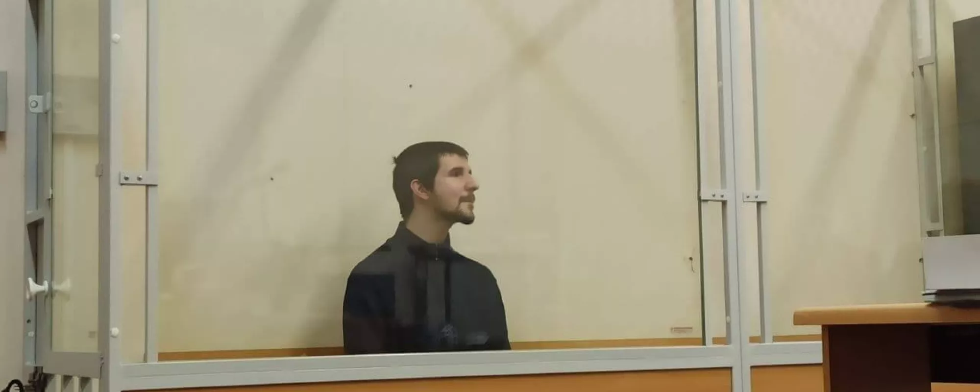 Анархисту из Петербурга запросили 5 лет колонии по делу об оправдании терроризма