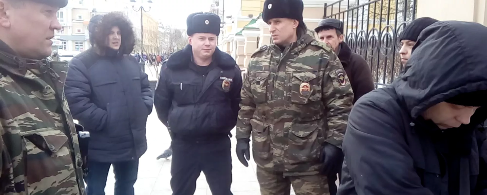 В Нижнем Новгороде активистов задержали из-за участия в марше памяти Немцова