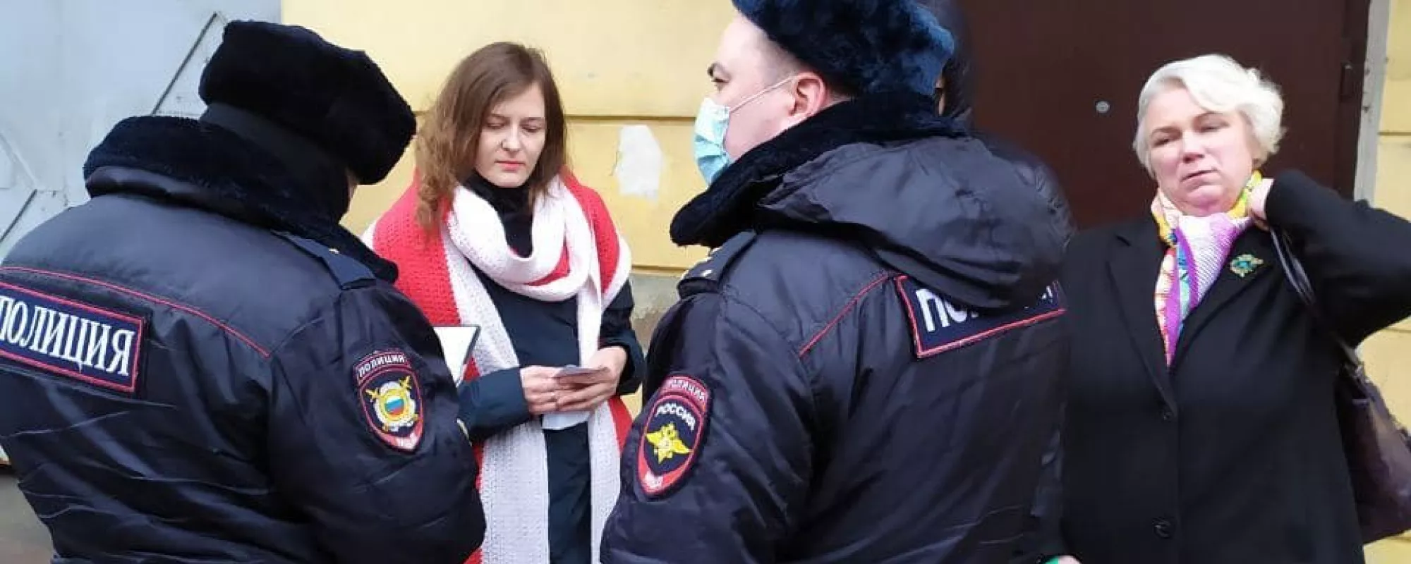В Петербурге на выходе из спецприемника задержали белорусскую активистку