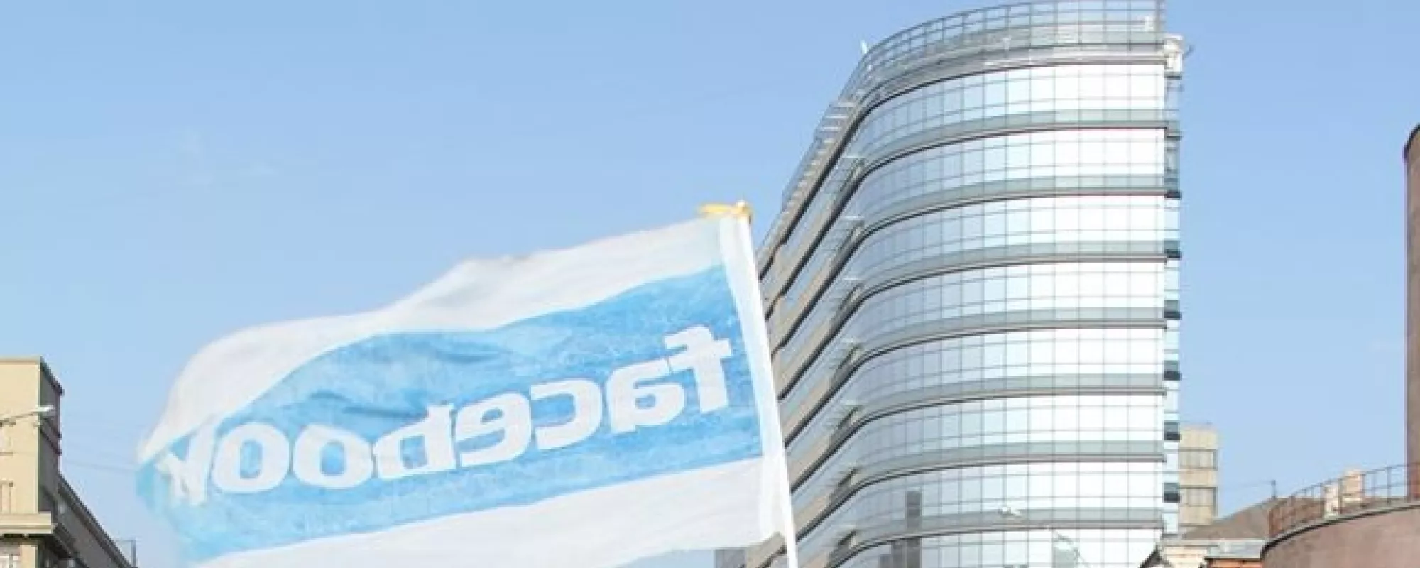 Больше внимания к сетям