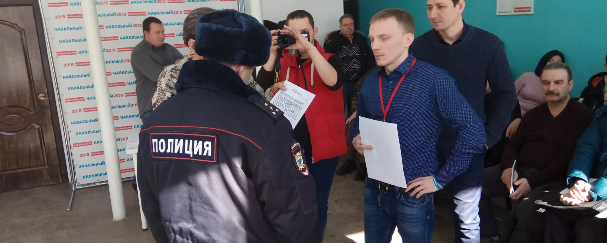 Полиция во время лекции задержала саратовского координатора штаба Навального