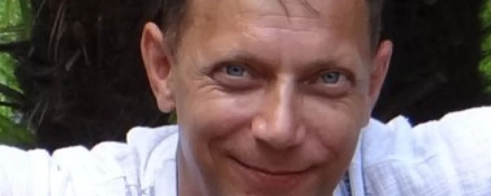 «Встреча закончилась смешной сценой — я встаю со стула, и диктофон выпадает на пол»
