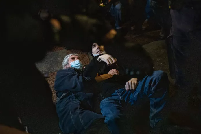 Detention at Gostiny Dvor in St. Petersburg, February 24, 2022 / Photo: David Frenkel, Mediazona