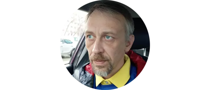Адвокат Василий Дубков по дороге в отдел полиции 6 марта 2022 года / Фото предоставлено Василием Дубковым