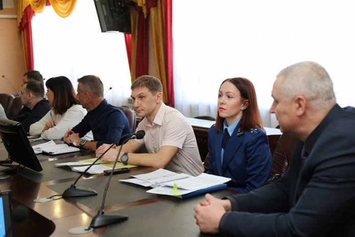 Константин Тычинский на круглом столе «Противодействие и профилактика молодёжному экстремизму в Хабаровском крае» / Фото: <a href="https://www.amgpgu.ru/news/47824111/" target="_blank">Амурский гуманитарно-педагогический государственный университет</a>