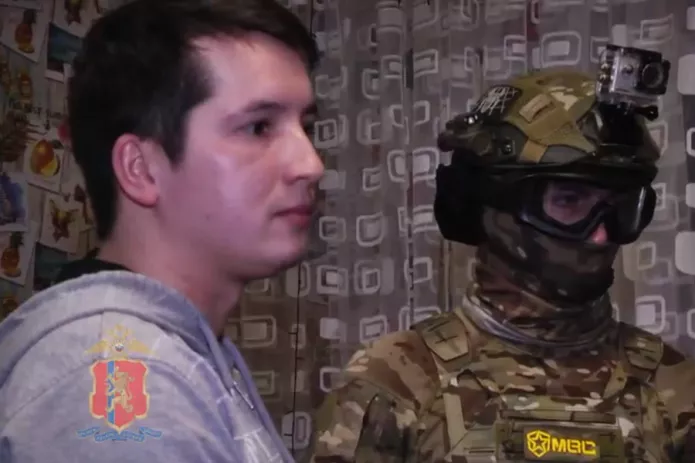Павел Хохлов / Кадр из видео ГУ МВД по Красноярскому краю