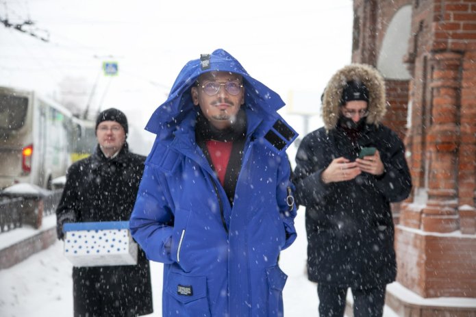 Ричард Роман Кинг, Николай Родькин и Даниил Чебыки у Омского городского совета, 22 ноября 2021 года / Фото: телеграм-канал «Омское гражданское объединение»