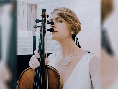      “I sang as the intruders raided my home”: an anti-war musician sentenced
    