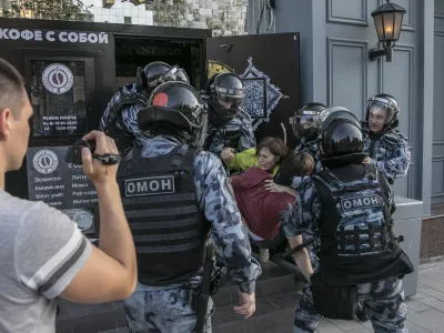  Дела о насилии силовиков на протестных акциях за честные выборы 