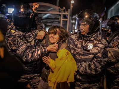      «Протест на тормозах»: задержания на публичных мероприятиях с января 2013 по апрель 2014
    