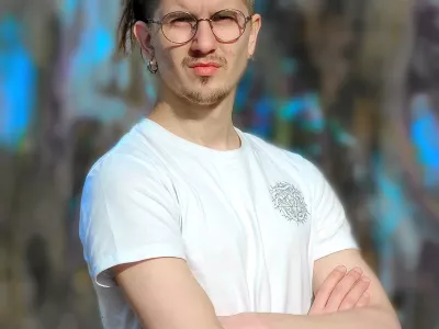  «Гитлер тоже рисовал»: как закрыли галерею «Дордор» за выставку в день рождения Путина 