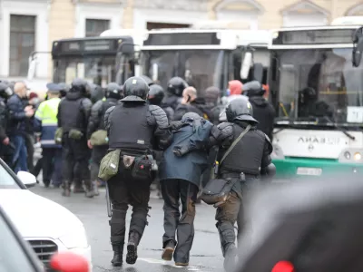  Полиция всю неделю задерживает предполагаемых участников акций 21 апреля. Данные ОВД-Инфо 