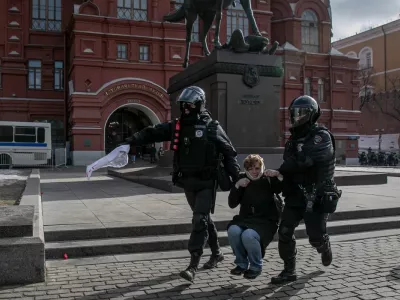  18-й день войны и протестов: задержания 13 марта 