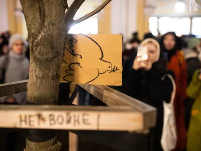      How Russians are detained for anti-war statements and what does it mean for the legal system?
    