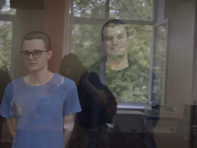      «Все убеждают отказаться». Дневник голодовки обвиняемого по делу «Нового величия»
    
