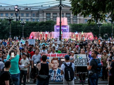Признаки преступлений. Что происходит с уголовным преследованием митингующих в Хабаровске