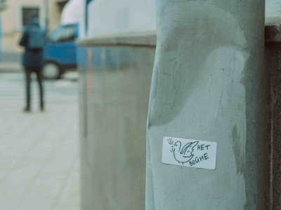      “No to the war in Ukraine!” and “GruZ (Cargo) 200”: how people are persecuted for anti-war stickers and flyers in Russia
    