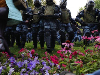 «Правозащитное поле зачищают»: что происходило с правозащитниками в октябре