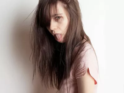  Радужный флаг ФСБ. Участницу Pussy Riot выманили в отдел полиции через инстаграм 