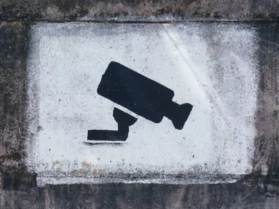  «Поэтому всех усиленно фотографируют при задержании». Как распознают участников митингов 